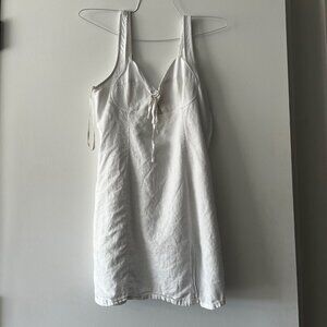 Cute casual white dress (Bachelorette - Forever 21)